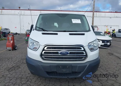 2018 Ford Transit-250 z USA, uszkodzony, nr VIN 1FTYR1YM0JKB26435